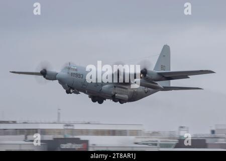 164993 Lockheed C-130T Hercules Military Aircraft United States Navy Cardiff Airport 18/11/2023 Banque D'Images