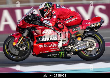 17 novembre 2023 : qualification pour le Qatar Grand Prix de MotoGP sur le circuit International de Losail. Francesco Bagnaia Banque D'Images