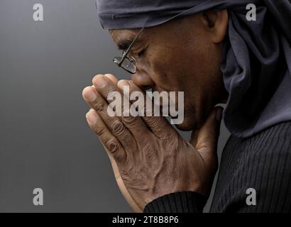 Prier Dieu avec les gens stock image photo Banque D'Images