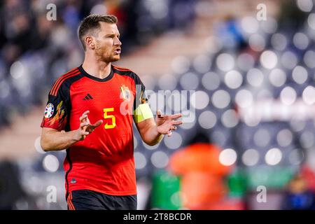 Bruxelles, Belgique. 19 novembre 2023. BRUXELLES, BELGIQUE - 19 NOVEMBRE : Jan Vertonghen, de Belgique, fait ses gestes lors du match des qualifications européennes du Groupe F - UEFA EURO 2024 entre la Belgique et l'Azerbaïdjan au Stade Roi Baudouin, le 19 novembre 2023 à Bruxelles, Belgique. (Photo de Joris Verwijst/BSR Agency) crédit : Orange pics BV/Alamy Live News Banque D'Images