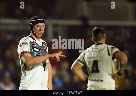 Newport, Royaume-Uni. 18 novembre 2023. Adam Beard des Ospreys regarde. United Rugby Championship, Dragons v Ospreys à Rodney Parade à Newport le samedi 18 novembre 2023. photo par Andrew Orchard/Andrew Orchard photographie sportive/Alamy Live News crédit : Andrew Orchard photographie sportive/Alamy Live News Banque D'Images