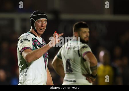 Newport, Royaume-Uni. 18 novembre 2023. Adam Beard des Ospreys regarde. United Rugby Championship, Dragons v Ospreys à Rodney Parade à Newport le samedi 18 novembre 2023. photo par Andrew Orchard/Andrew Orchard photographie sportive/Alamy Live News crédit : Andrew Orchard photographie sportive/Alamy Live News Banque D'Images