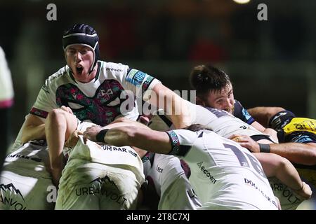 Newport, Royaume-Uni. 18 novembre 2023. Adam Barbe des Ospreys en action. United Rugby Championship, Dragons v Ospreys à Rodney Parade à Newport le samedi 18 novembre 2023. photo par Andrew Orchard/Andrew Orchard photographie sportive/Alamy Live News crédit : Andrew Orchard photographie sportive/Alamy Live News Banque D'Images