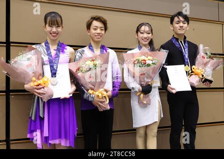 Kinoshita Kansei Ice Arena, Shiga, Japon. 18 novembre 2023. (De gauche à droite) Kaho Yamashita & Yuto Nagata, Sara Kishimoto & Atsuhiko Tamura, 18 NOVEMBRE 2023 - Patinage artistique : tous les Championnats juniors du Japon de patinage artistique 2023 cérémonie de remise des prix de danse sur glace à la Kinoshita Kansei Ice Arena, Shiga, Japon. Crédit : YUTAKA/AFLO SPORT/Alamy Live News Banque D'Images