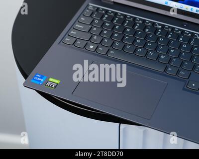 HCMC, VN - Lenovo Legion 5 pour un usage éditorial Banque D'Images