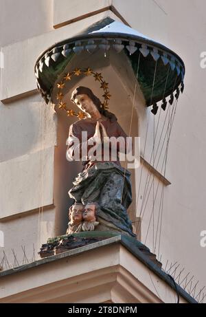Sanctuaire religieux sur la rue Florianska à Cracovie, Pologne Banque D'Images