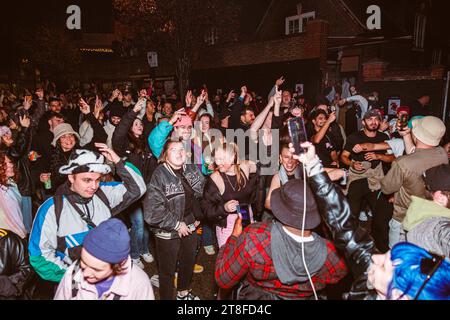 Save Our Scene organise une rave de cinq villes à travers le Royaume-Uni pour promouvoir la campagne Culture Calling, alors que 1/3 sites ferment depuis la pandémie en raison des impôts Banque D'Images