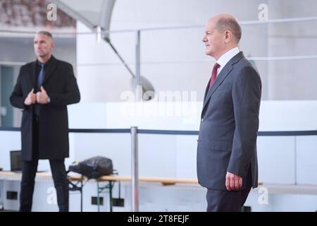 Berlin, Vorfahrt der Teilnehmer zum Compact with Africa im Bundeskanzleramt Bundeskanzler OLAF Scholz SPD im Rahmen des Compact with Africa am 20.11.2023 im Bundeskanzleramt in Berlin. Berlin Bundeskanzleramt Berlin Deutschland *** Berlin, participants approche du Pacte avec l'Afrique à la Chancellerie fédérale Chancelier fédéral OLAF Scholz SPD au Pacte avec l'Afrique le 20 11 2023 à la Chancellerie fédérale à Berlin Chancellerie fédérale Berlin Allemagne Credit : Imago/Alamy Live News Banque D'Images