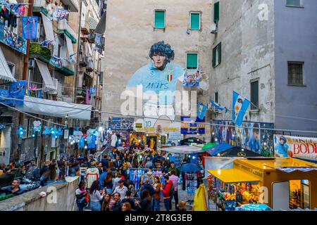 Naples, Italie, 4 novembre 2023 - murale Diego Armando Maradona - Quartieri Spagnoli (mural du quartier espagnol) Banque D'Images