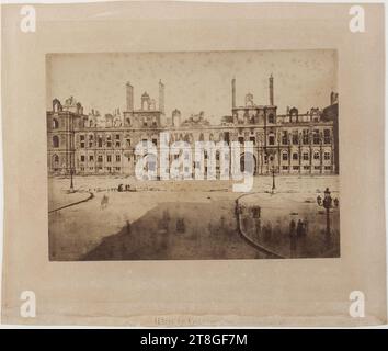 Ruines de la commune. Hôtel de ville incendié, 4e arrondissement, Paris, photographe, en 1871, photographie, Arts graphiques, Photographie, Dimensions - oeuvre : hauteur : 18,3 cm, largeur : 25,6 cm, Dimensions - monture antique:, hauteur : 28,1 cm, largeur : 34,1 cm Banque D'Images