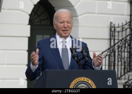 Washington, États-Unis. 20 novembre 2023. Le président AMÉRICAIN Joe Biden pardonne la turquie appelée liberté célébrant le National Thanksgiving 2023 lors d'une cérémonie, aujourd'hui le 20 novembre 2023 à South Lawn / Maison Blanche à Washington DC, États-Unis. (Photo de Lenin Nolly/Sipa USA) crédit : SIPA USA/Alamy Live News Banque D'Images