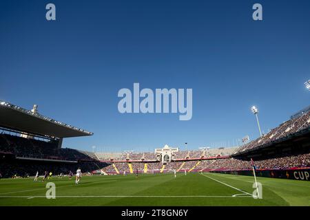 Barcelone, Espagne. 19 novembre 2023. BARCELONE, ESPAGNE - NOVEMBRE 19 : vue générale lors du match de Liga F entre le FC Barcelone et le Real Madrid à l'Estadi Olimpic Lluis Companys le 19 novembre 2023 à Barcelone, Espagne crédit : DAX Images/Alamy Live News Banque D'Images