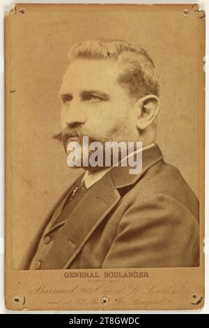 Portrait de Georges Ernest Jean-Marie Boulanger (1837-1891), général et ministre de la Guerre, Barraud, photographe, entre 1880 et 1890, Photographie, Arts graphiques, Photographie, Imprimer sur papier albumen, Dimensions - oeuvre : hauteur : 16,7 cm, largeur : 10,8 cm Banque D'Images