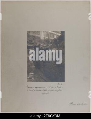 Agrandissement du Palais de Justice à l’angle du Boulevard du Palais et du Quai des Orfèvres, 4e arrondissement, Paris, Barry, Jean, photographe, entre 1909-1910, Photographie, Arts graphiques, Photographie, Gelatino Silver bromure print, Dimensions de travail : hauteur : 16,7 cm, largeur : 22,8 cm, Dimensions de la monture d'origine:, hauteur : 40,1 cm, largeur : 50,2 cm Banque D'Images