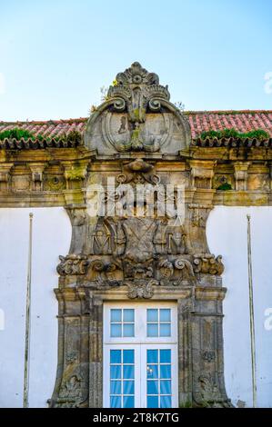 Palais épiscopal, Porto, Portugal. architecture médiévale en pierre Banque D'Images