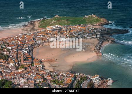 Photographie aérienne de St Ives sur la péninsule sud-ouest de Cornwall. Banque D'Images