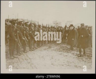 Venizélos examine un régiment grec avant qu'il sorte de Salonique pour rencontrer les Bulgares 2. Banque D'Images