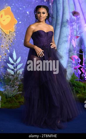 Londres, Royaume-Uni. 20 novembre 2023. Ariana DeBose à la première de Wish, Londres, Royaume-Uni, le 20 novembre 2023. Photo Stuart Hardy/ABACAPRESS.COM crédit : Abaca Press/Alamy Live News Banque D'Images