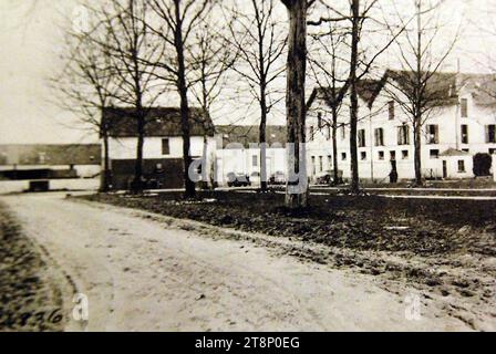 Hôpital vétérinaire n°8 siège et écurie, Chelles, (Seine-et-Marne), France, 1919 (32648923736). Banque D'Images