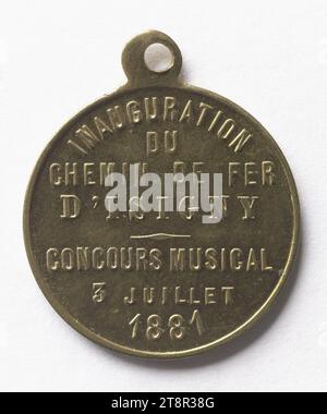 Concours musical lors de l'inauguration du chemin de fer d'Isigny, 3 juillet 1881, Array, Numismatique, médaille, cuivre, doré = dorure, Dimensions - travail : diamètre : 2,3 cm, poids (dimension type) : 3,76 g. Banque D'Images