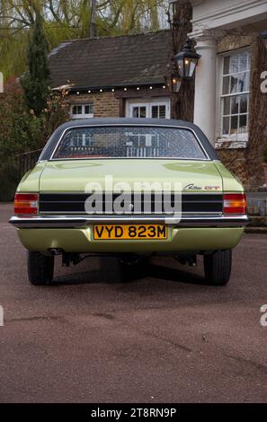 MK3 Ford Cortina 2000 GT Classic 1970s voiture familiale britannique / européenne Banque D'Images