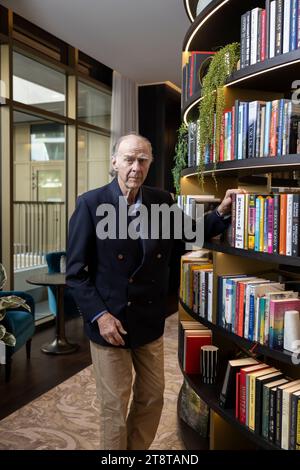 Sir Ranulph Fiennes considéré comme l'un des plus grands explorateurs britanniques nommé le plus grand explorateur vivant du monde par le Livre Guinness des records. Banque D'Images