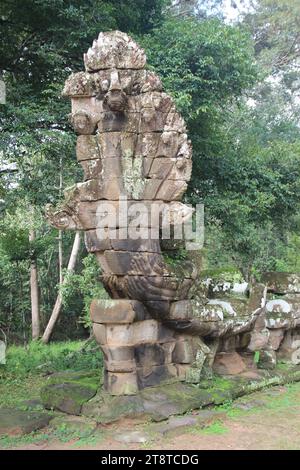 Angkor Thom Victory Gate, ancienne ville khmère près d'Angkor Wat, Siem Reap, Cambodge. Règne de Jayavarman VII, fin du 12e siècle, et plus tard Banque D'Images