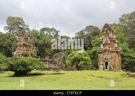 Prasat Suor Prat, Angkor Thom, ancienne ville khmère près d'Angkor Wat, Siem Reap, Cambodge. Règne de Jayavarman VII, fin du 12e siècle, et plus tard Banque D'Images