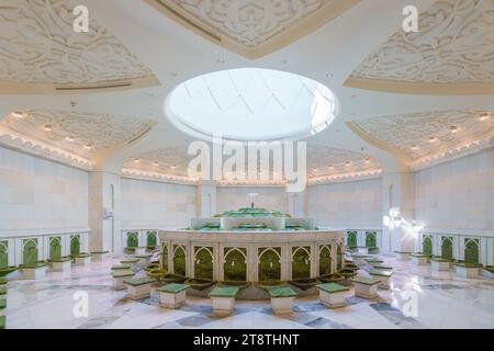 Zone ablution de la Grande Mosquée Sheikh Zayed à Abu Dhabi, Émirats arabes Unis Banque D'Images