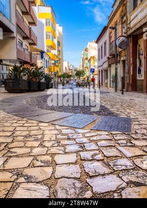 Rue Direita ou rue Direita à Portimao dans le district de Faro de l'Algarve au Portugal Banque D'Images