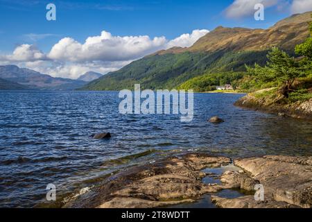 Traversez le Loch Lomond à Rowardennan vers Ptarmigan et Ben Lomond, Stirlingshire, Écosse Banque D'Images