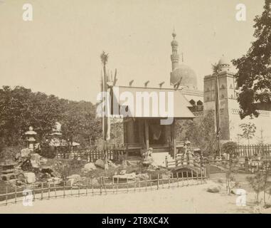 Exposition universelle 1873 : Japanese Garden House (n° 462), György (Johann Justus Georg) Klösz (Kloess) (1844-1913), Wiener Photographen-Association, maison d'édition, 1873, papier, photographie, 1873 exposition universelle de Vienne, Prater, Expositions, Architecture, 2e arrondissement : Leopoldstadt, maison d'été, tonnelle, maison de jardin (néerlandais : 'theekoepell'), exposition universelle, exposition universelle, la collection Vienne Banque D'Images
