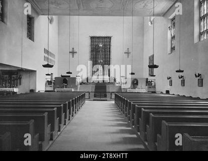 Église commémorative Seipel-Dollfuß (15e, Vogelweidplatz 7) : vue sur l'autel, Martin Gerlach jun. (1879-1944), photographe, Clemens Holzmeister (1886-1983), architecte, date c. 1934-1936, verre, négatif, hauteur 17,8 cm, largeur 23,8 cm, architecture, 15e arrondissement : Rudolfsheim-Fünfhaus, intérieur de l'église, Seipel-Dollfuß-Gedächtniskirche, intérieur  représentation d'un bâtiment, la collection de Vienne Banque D'Images