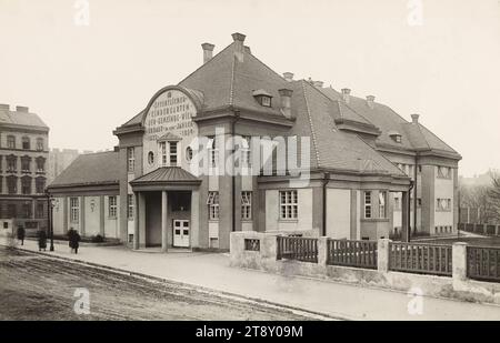 10e, Waldmüllerpark 1 - jardin d'enfants municipal, Carl (Karl) Zapletal (1876-1941), photographe, Date autour de 1926, papier argenté gélatine, hauteur×largeur 38, 8×59, 9 cm, Vienne Rouge, 10e arrondissement : Favoriten, école maternelle, jardins publics, parc, Waldmüllerpark, la collection Vienne Banque D'Images