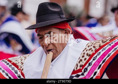 Lima, Pérou, samedi 18 novembre 2023. Danseurs dans le défilé traditionnel pour la Festivité de la Vierge de Candelaria dans le centre de Lima Banque D'Images