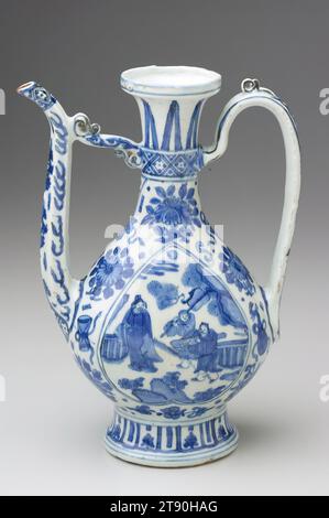 Ewer, 16e siècle, 9 7/16 x 6 13/16 x 4 1/8 po. (24 x 17,3 x 10,5 cm), porcelaine avec décoration bleue sous glaçure, Chine, 16e siècle, porcelaines bleues et blanches directement modelées sur la ferraille persane et islamique ont été produites dès l'ère Yongle (1403-25) très probablement comme cadeaux diplomatiques pour les dirigeants d'Asie centrale et du Moyen-Orient. Cette aiguière en forme de poire avec son bec allongé, sa poignée délicate et ses proportions élancées, bien que plus tard dans la date, est également inspirée de la métallurgie islamique. La décoration bleue et blanche sous glaçure est cependant entièrement de goût chinois. Banque D'Images