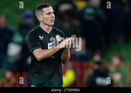 Dublin, Irlande. 21 novembre 2023. Josh Cullen d'Irlande lors du match amical international entre la République d'Irlande et la Nouvelle-Zélande au Aviva Stadium à Dublin, Irlande, le 21 novembre 2023 (photo par Andrew SURMA/ crédit : SIPA USA/Alamy Live News Banque D'Images