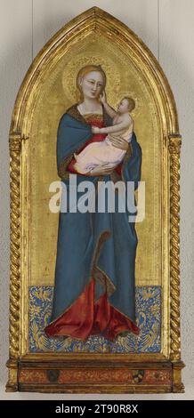 Madone debout avec enfant, c. 1350-1354, Nardo di Cione, Italien, (Florence), c. 1320 - 1365/66, 32 1/2 x 13 1/8 po (82,55 x 33,34 cm) (vue)38 1/2 x 17 1/8 x 7/8 po (97,79 x 43,5 x 2,22 cm) (panneau), Tempera sur panneau de peuplier, Italie, 14e siècle, pendant la peste bubonique de 1348, plus de la moitié de la population de Florence périt. Cette tragédie a créé un besoin pour de nouveaux types d'images religieuses, comme cette Madone debout, conçue pour apporter un soulagement spirituel aux survivants Banque D'Images