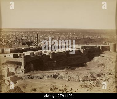 Le Caire, Egypte, 19e siècle, Pascal Sebah, turc, 1823 - 1886, 9 7/8 x 12 3/8 po (25,08 x 31,43 cm) (image)11 x 14 pouces (27,94 x 35,56 cm) (monture), estampe albumen, Turquie, 19e siècle Banque D'Images