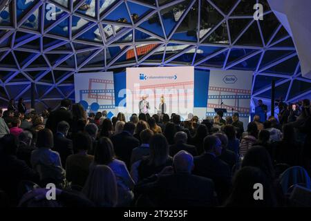 Rome, Italie. 21 novembre 2023. Au photocall de la VI édition du prix littéraire #afiancodelcoraggio, sponsorisé par Roche, Daniele Barbiero est récompensé pour le court métrage ''Soldatini'' à la Lanterna à Rome, Italie, le 21 novembre 2023. (Photo Domenico Cippitelli/NurPhoto) crédit : NurPhoto SRL/Alamy Live News Banque D'Images