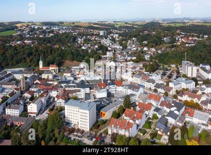 Image drone, vue de la ville d'Amstetten, Mostviertel, Basse-Autriche, Autriche Banque D'Images