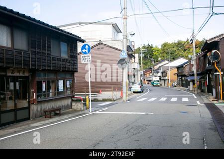 Ogi, Japon 1 octobre 2023 : vues de la ville portuaire d'Ogi dans le sud de l'île de Sado. Banque D'Images