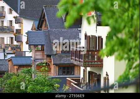 Une impression de la célèbre ville de Hallstatt sur le lac Hallstatt Banque D'Images