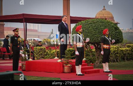 New Delhi, Inde. 20 novembre 2023. NEW DELHI, INDE - NOVEMBRE 20 : le vice-premier ministre australien et ministre de la Défense Richard Marles inspecte une garde d'honneur cérémonielle, au bloc Sud le 20 novembre 2023 à New Delhi, en Inde. (Photo Raj K Raj/Hindustan Times/Sipa USA) crédit : SIPA USA/Alamy Live News Banque D'Images