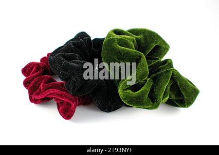 Photo de cravates de cheveux de velours scrunchie Banque D'Images