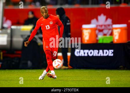 Toronto, Ontario, Canada, 21 novembre 2023, le canadien Derek Cornelius #13 en action au match de LA LIGUE NATIONALE de la CONCACAF Canada et Jamaïque au BMO Field. Banque D'Images