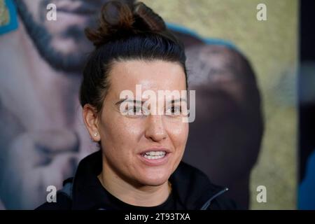 Chantelle Cameron après une séance d'entraînement publique au Liffey Valley Shopping Centre, Dublin. Date de la photo : mercredi 22 novembre 2023. Banque D'Images