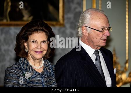 Stockholm, Suède. 22 novembre 2023. STOCKHOLM 20231122RCarl Gustaf et la reine Silvia remettent la médaille du Prince Eugen au Palais de Stockholm. Photo : Christine Olsson/TT/Code 10430 crédit : TT News Agency/Alamy Live News Banque D'Images