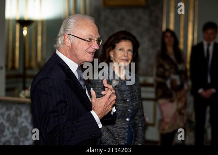 Stockholm, Suède. 22 novembre 2023. STOCKHOLM 20231122RCarl Gustaf et la reine Silvia remettent la médaille du Prince Eugen au Palais de Stockholm. Photo : Christine Olsson/TT/Code 10430 crédit : TT News Agency/Alamy Live News Banque D'Images