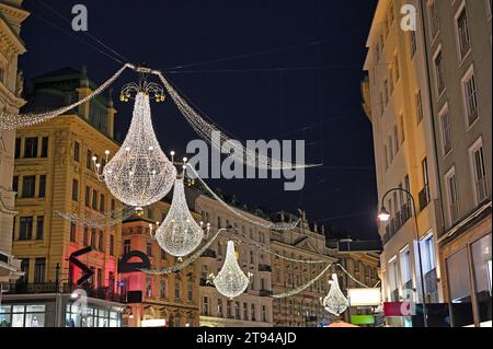 Décoration de Noël et lumières dans la rue commerçante Graben la nuit à Vienne, Autriche Banque D'Images